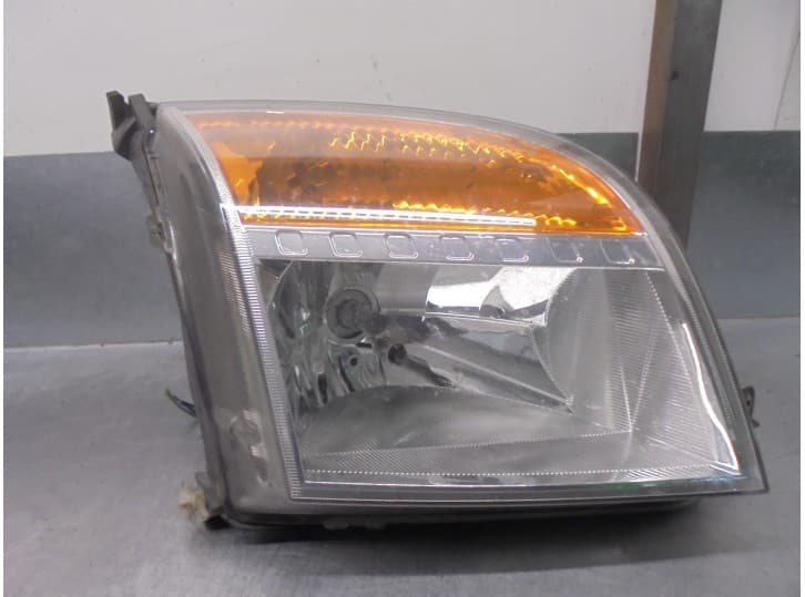 Recambio de faro derecho para ford fusion (ju_) 1.6 tdci referencia OEM IAM 24689800R