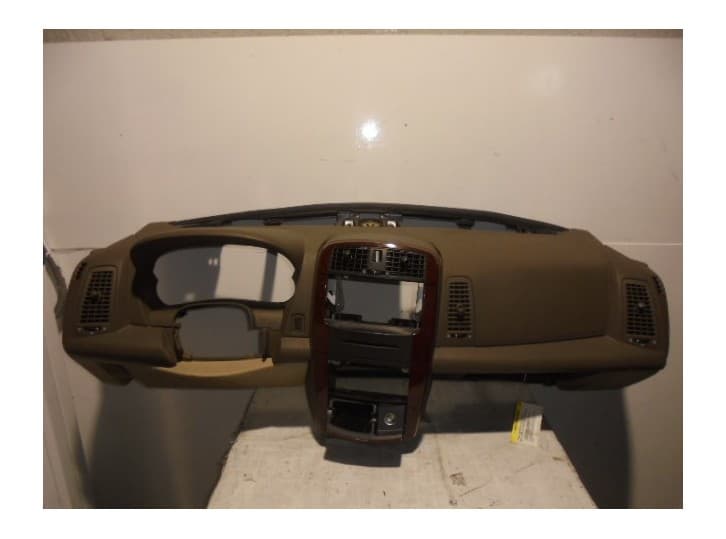 Recambio de salpicadero para cadillac srx 3.6 referencia OEM IAM  MARRON CLARO