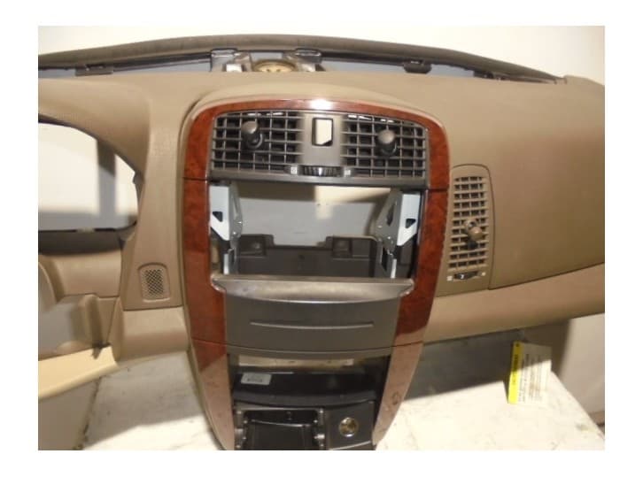 Recambio de salpicadero para cadillac srx 3.6 referencia OEM IAM  MARRON CLARO 4