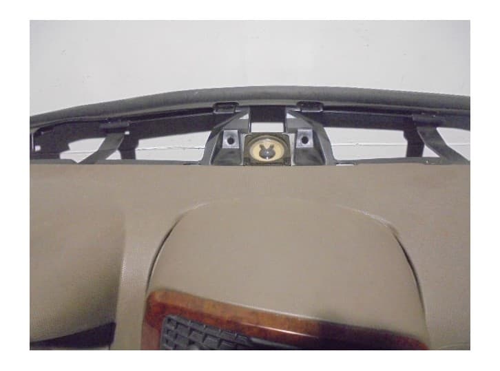 Recambio de salpicadero para cadillac srx 3.6 referencia OEM IAM  MARRON CLARO 5