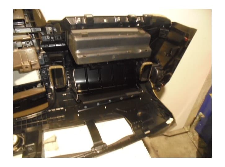 Recambio de salpicadero para cadillac srx 3.6 referencia OEM IAM  MARRON CLARO 10