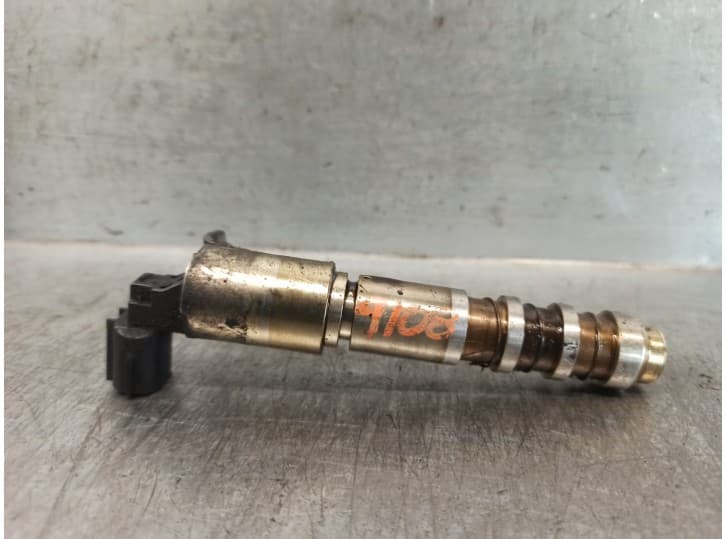 Recambio de valvula para cadillac srx 3.6 referencia OEM IAM 12588943 2