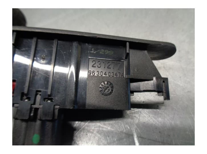 Recambio de warning para peugeot 406 (8b) 2.0 hdi 110 referencia OEM IAM 963040347A 4