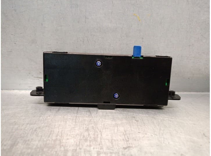 Recambio de antena para kia ceed tourer (cd) 1.0 t-gdi referencia OEM IAM 96240J7000  ANWI 2