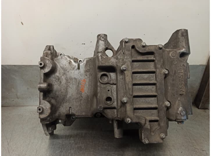 Recambio de carter para cadillac srx 3.6 referencia OEM IAM 12597511