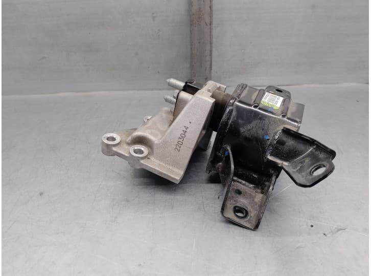 Recambio de soporte motor para hyundai bayon (bc3) 1.2 mpi referencia OEM IAM 21830Q0200 2