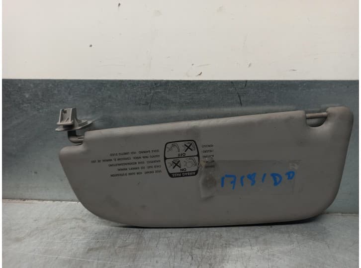 Recambio de parasol derecho para peugeot 406 coupé (8c) 2.2 hdi referencia OEM IAM 8143T4