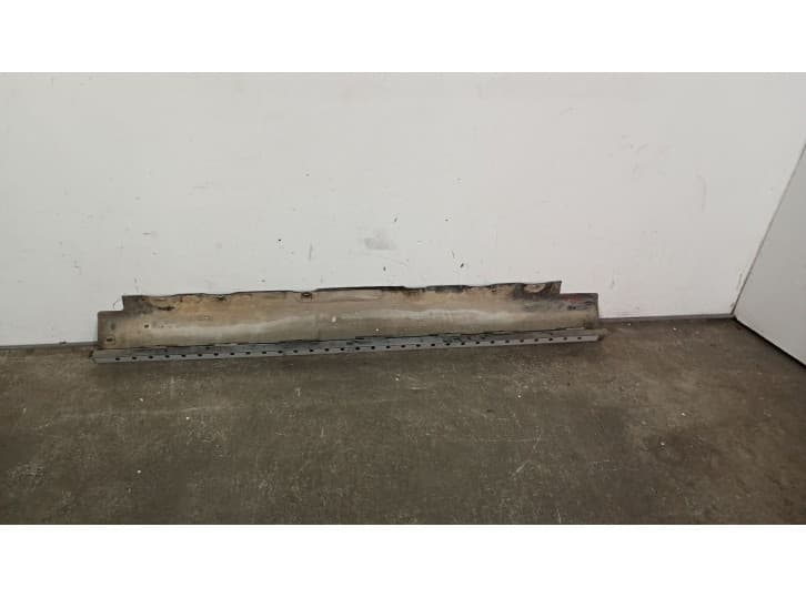 Recambio de faldon lateral para bmw x5 (e53) 3.0 d referencia OEM IAM 8408706 8408706 4