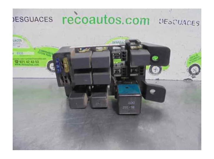 Recambio de caja reles / fusibles para kia joice (mte1p) 2.0 referencia OEM IAM 91101M3131