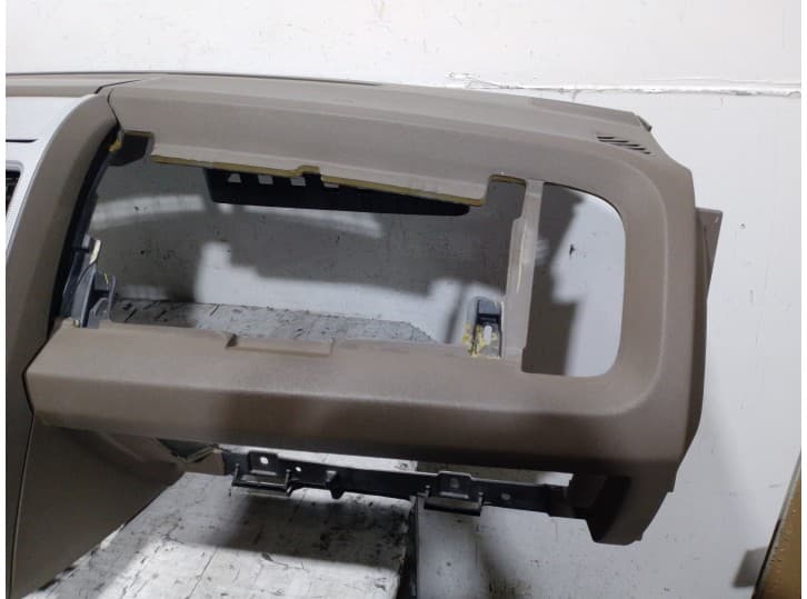 Recambio de salpicadero para dodge journey 2.0 crd referencia OEM IAM 1MQ64DK7AA MARRON 6