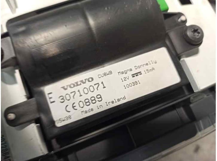Recambio de cuadro instrumentos para volvo v50 (545) 1.8 referencia OEM IAM 30710071 8