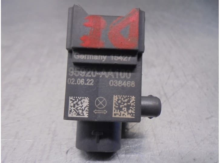 Recambio de sensor impacto para hyundai bayon (bc3) 1.2 mpi referencia OEM IAM 95920AA100 4