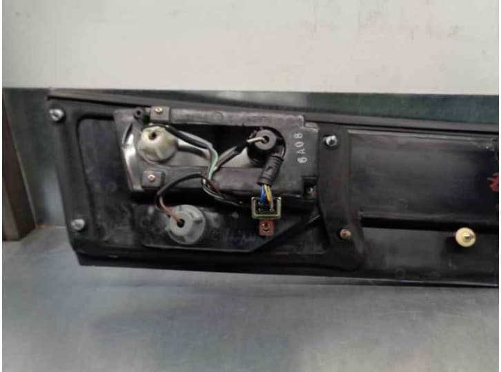 Recambio de piloto trasero central para daewoo aranos 1.8 referencia OEM IAM 4