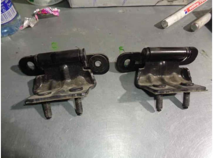 Recambio de bisagra porton para cadillac srx 3.6 referencia OEM IAM  1745J 1305I