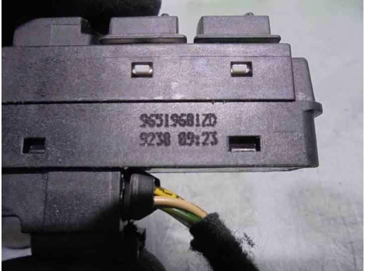 Recambio de mando multifuncion para citroën c6 (td_) 3.0 hdi referencia OEM IAM 96519601ZD 3