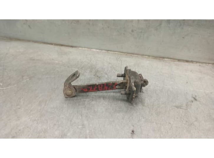 Recambio de retenedor puerta para tata safari (42_fd) 2.0 tdi referencia OEM IAM