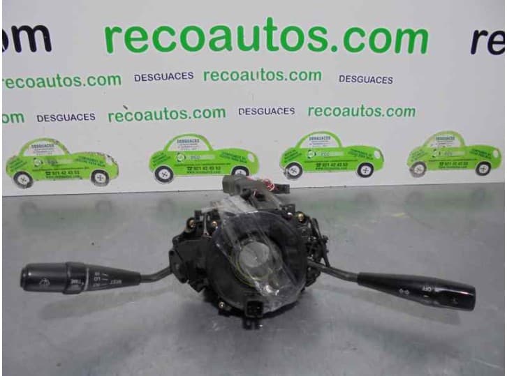 Recambio de mando luces para toyota camry (_v1_) 3.0 (vcv10_) referencia OEM IAM 8431033130