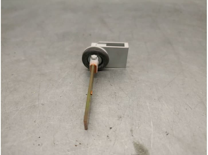 Recambio de sensor para volkswagen sharan (7n1, 7n2) 2.0 tdi referencia OEM IAM 4B0820539 2