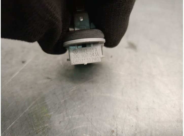 Recambio de sensor para volkswagen sharan (7n1, 7n2) 2.0 tdi referencia OEM IAM 4B0820539 4