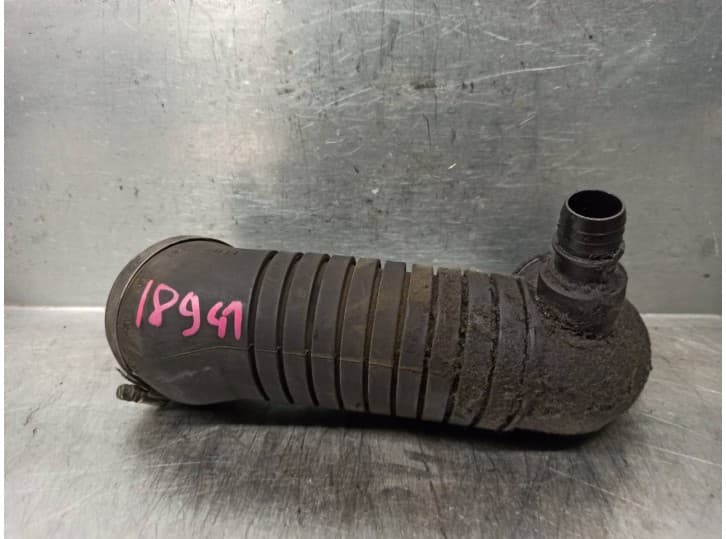 Recambio de tubo para volkswagen passat b5.5 (3b3) 1.9 tdi referencia OEM IAM 8D0129615J