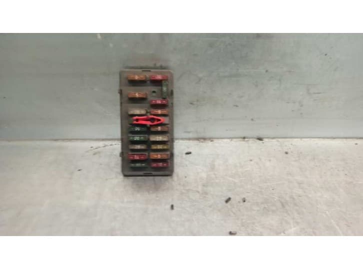 Recambio de caja reles / fusibles para citroën zx (n2) 1.9 dt referencia OEM IAM 9567793680