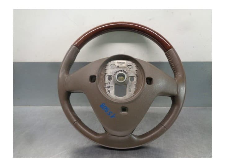 Recambio de volante para cadillac srx 3.6 referencia OEM IAM P10393266 16826130 4