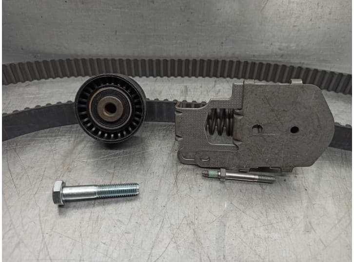 Recambio de kit distribucion para peugeot 605 referencia OEM IAM 530011510 2