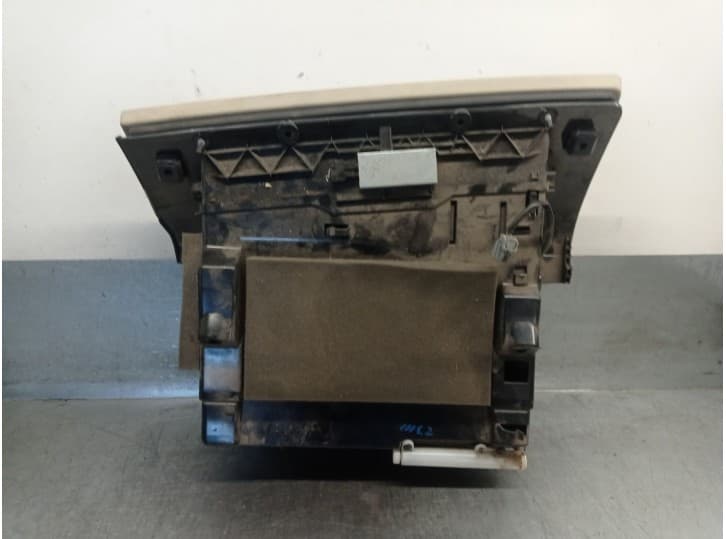 Recambio de guantera para volvo xc70 ii (136) d4 awd referencia OEM IAM 31395492 31305842 4