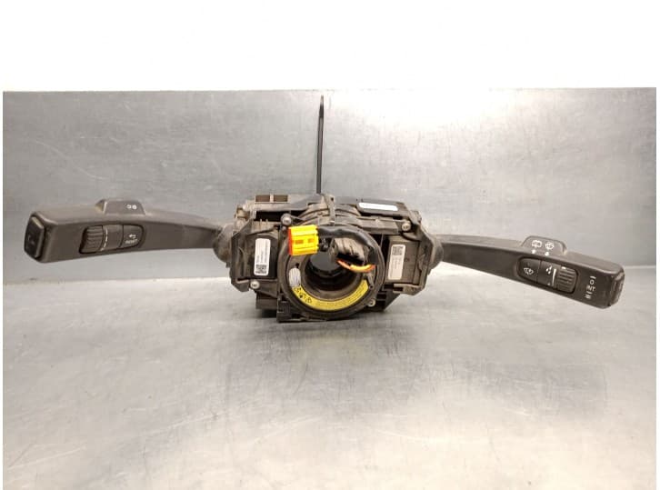 Recambio de mando luces para volvo xc70 ii (136) d4 awd referencia OEM IAM 31456030