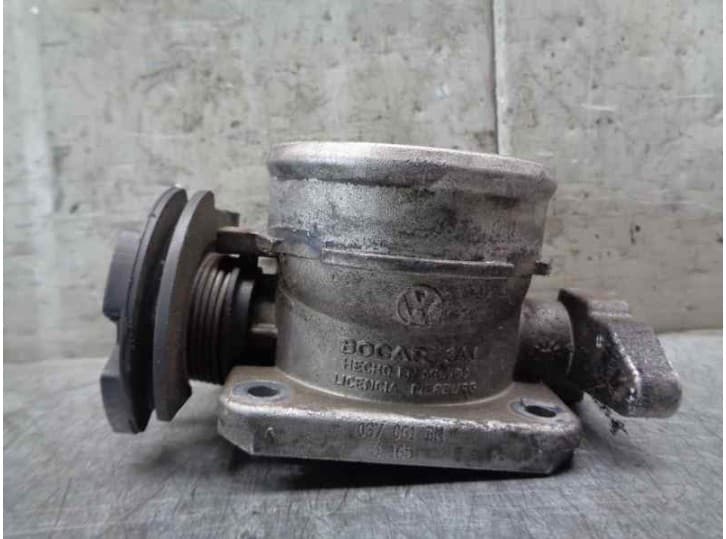 Recambio de caja mariposa para volkswagen golf iii (1h1) 1.6 referencia OEM IAM 037061BN