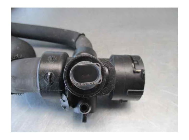 Recambio de termostato para audi a4 b7 (8ec) 1.8 t referencia OEM IAM 8E0121049 CZHT4 5