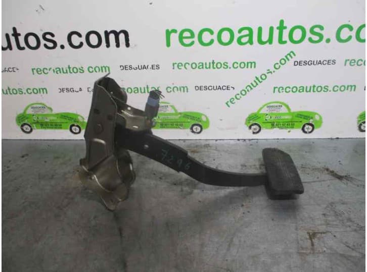 Recambio de pedal freno para nissan terrano ii (r20) 3.0 di 4wd referencia OEM IAM