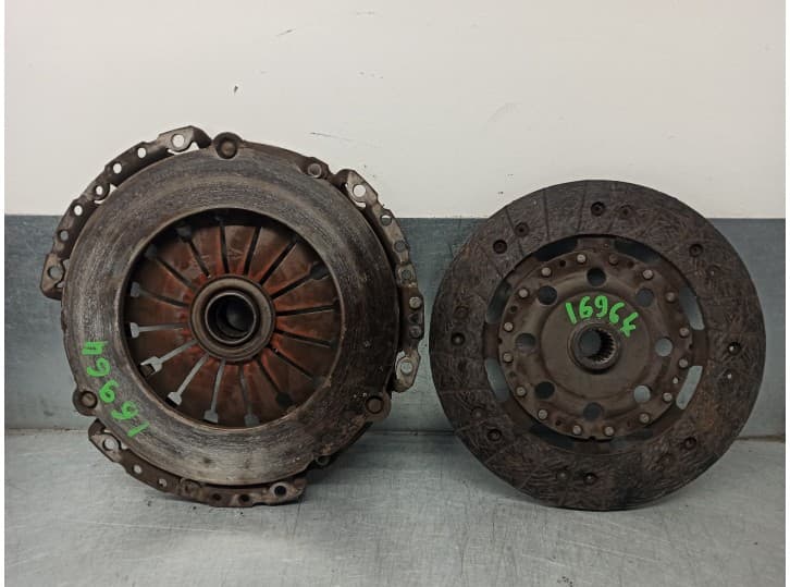 Recambio de kit embrague para fiat ulysse (179_) 2.2 jtd referencia OEM IAM 9641165480  LUK 2