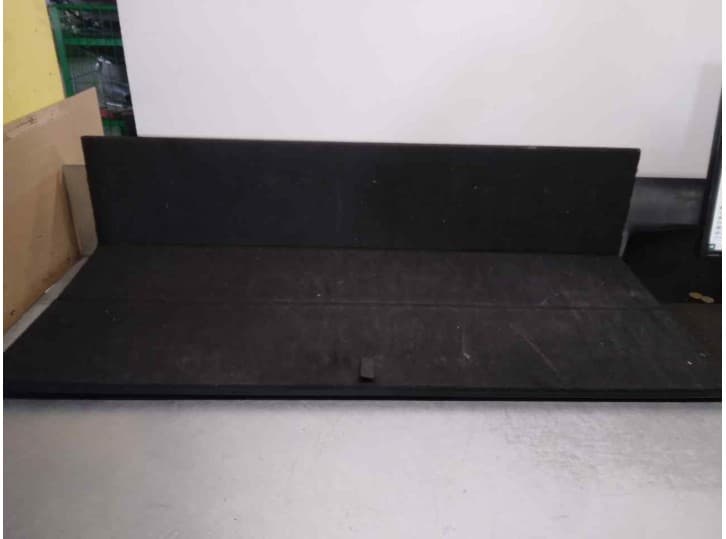 Recambio de bandeja trasera para kia carens iv 1.7 crdi referencia OEM IAM 85720A4000 3