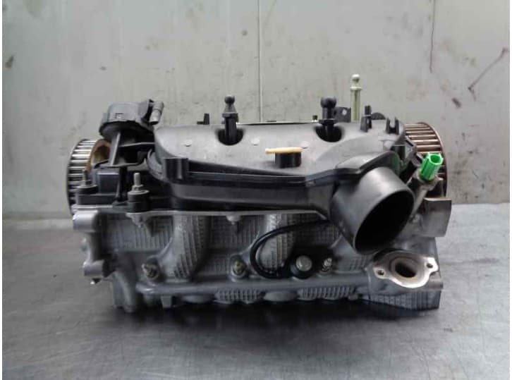Recambio de culata para jaguar s-type ii (x200) 2.7 d referencia OEM IAM C2C19492  FOMOCO 7