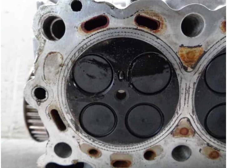 Recambio de culata para jaguar s-type ii (x200) 2.7 d referencia OEM IAM C2C19492  FOMOCO 11