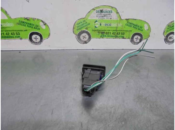 Recambio de mando para toyota aygo (_b4_) 1.0 (kgb40) referencia OEM IAM 841528D090 2