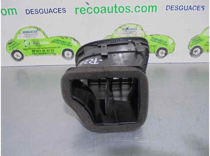 Recambio de aireador para volkswagen golf vi (5k1) 2.0 tdi referencia OEM IAM 5K0819710 2