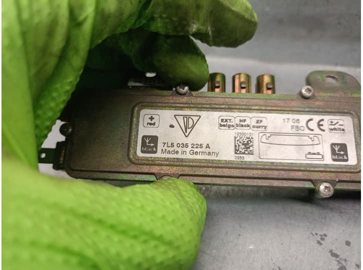 Recambio de antena para porsche cayenne (9pa) 3.2 referencia OEM IAM 7L5035225A 4