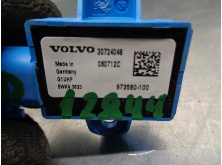 Recambio de sensor impacto para volvo c30 (533) d5 referencia OEM IAM 30724046 4