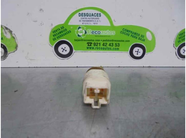 Recambio de interruptor para toyota aygo (_b4_) 1.0 (kgb40) referencia OEM IAM 2702K59 3