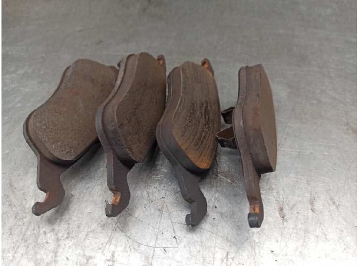 Recambio de pastillas de freno para ford focus i (daw, dbw) 1.8 tdci referencia OEM IAM 2