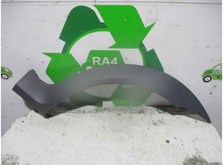 Recambio de aletin trasero izquierdo para tata indica referencia OEM IAM 284381500105