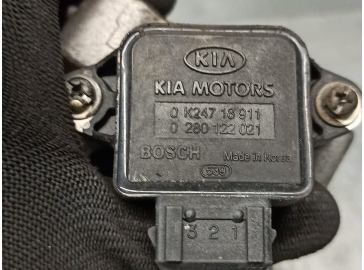 Recambio de caja mariposa para kia shuma ii (fb) 1.6 referencia OEM IAM 0K30E13640 5