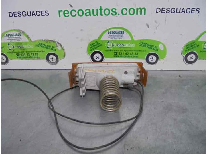 Recambio de piloto delantero derecho para renault 9 1.4 referencia OEM IAM 5082078 2
