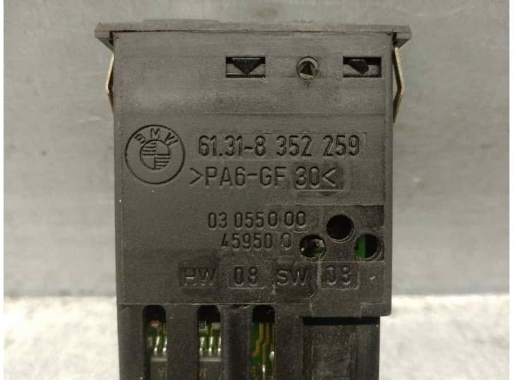 Recambio de mando para bmw 5 (e39) 525 tds referencia OEM IAM 61318352259 03055000 5