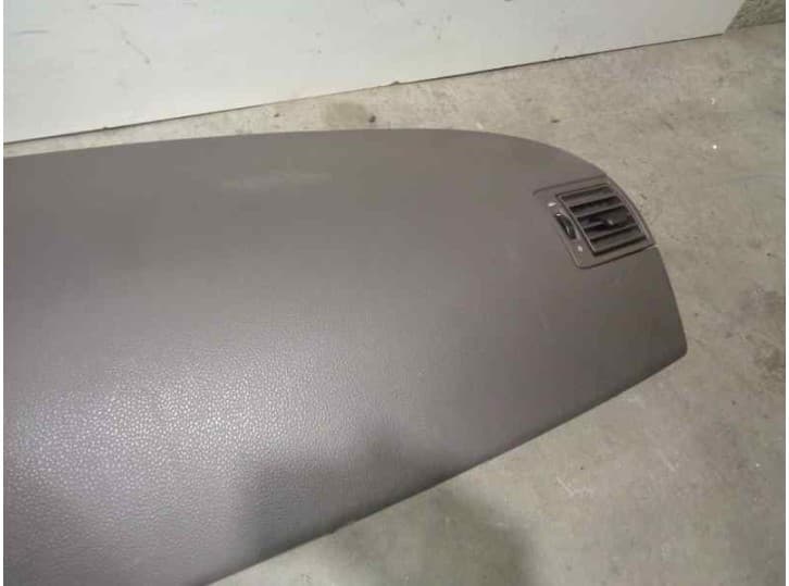 Recambio de salpicadero para volvo c30 (533) d5 referencia OEM IAM  GRIS 4