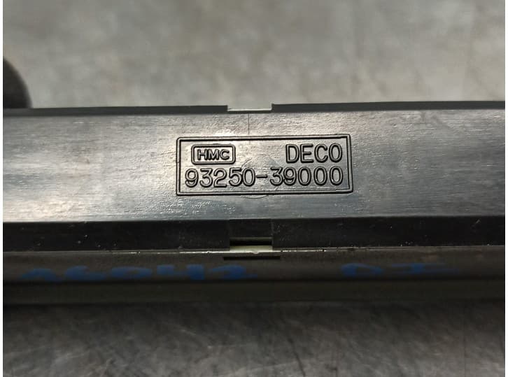 Recambio de mando multifuncion para hyundai xg sedán 300 referencia OEM IAM 9325039000 4