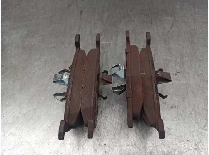 Recambio de pastillas de freno para toyota auris (_e15_) 2.0 d-4d (ade150_) referencia OEM IAM 3