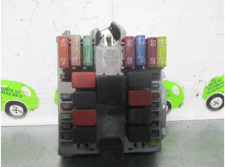 Recambio de caja reles / fusibles para peugeot 806 (221) 1.9 td referencia OEM IAM 46T78448 2